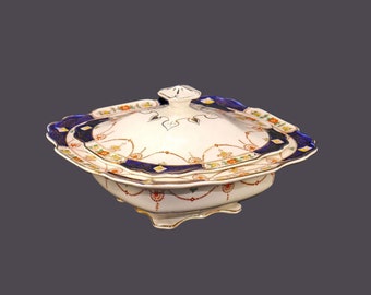 Myott Derby 7773 covered vegetable serving bowl. Imari tableware made in England.