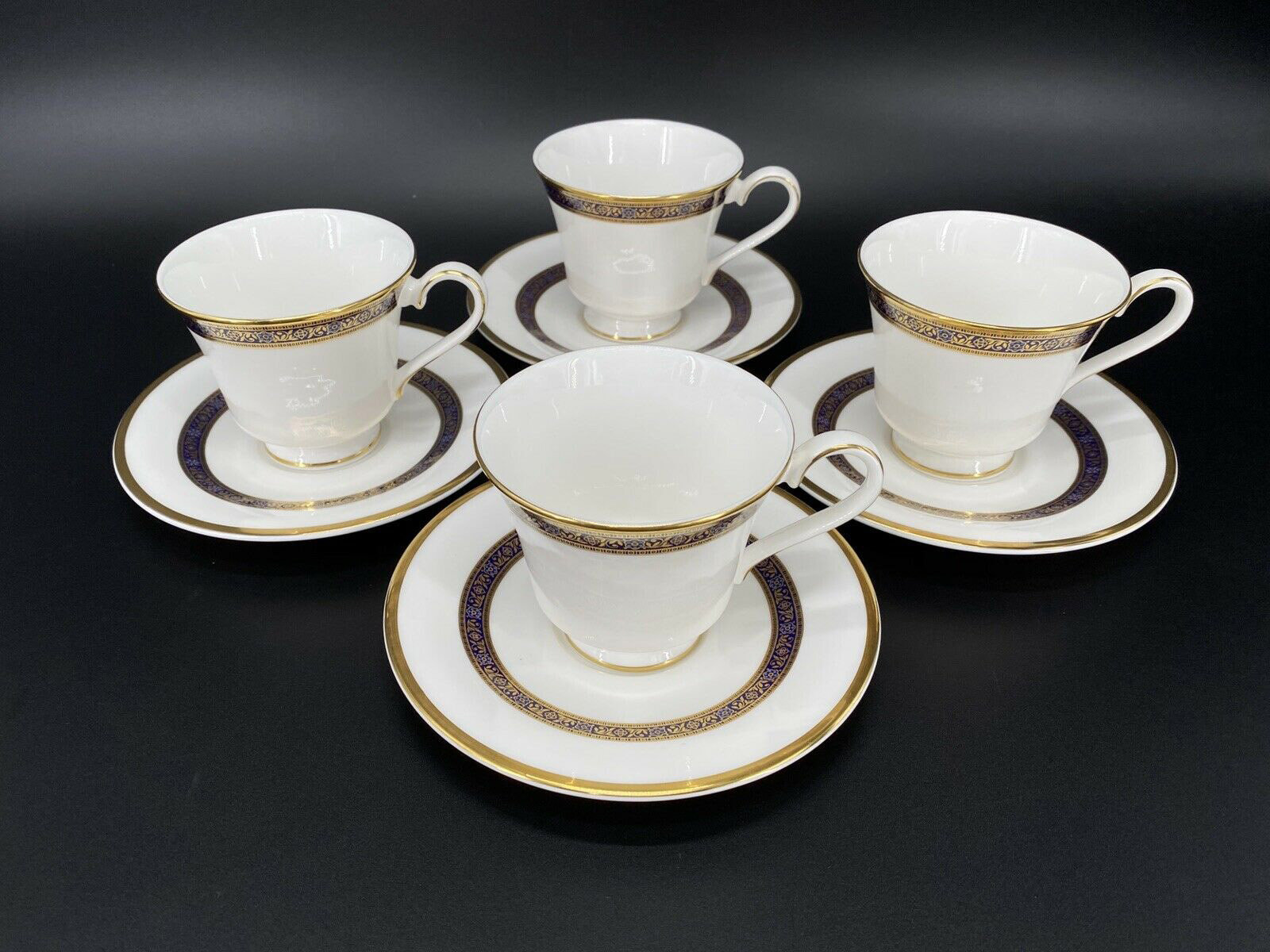 Royal Doulton Harlow H5034 cup and saucer sets made in England. Sold as