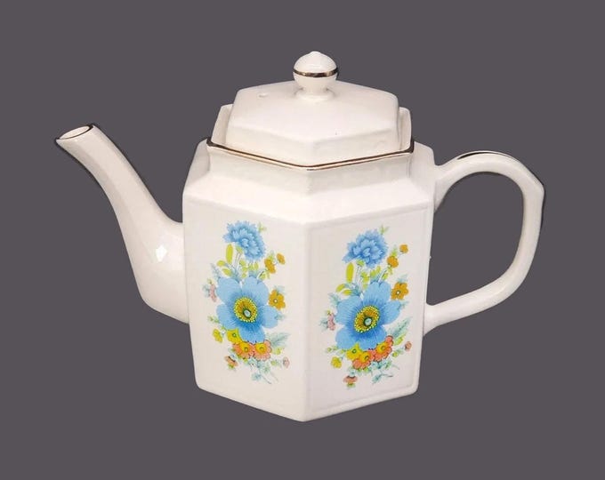 Arthur Wood 5985 four-cup teapot made in England.