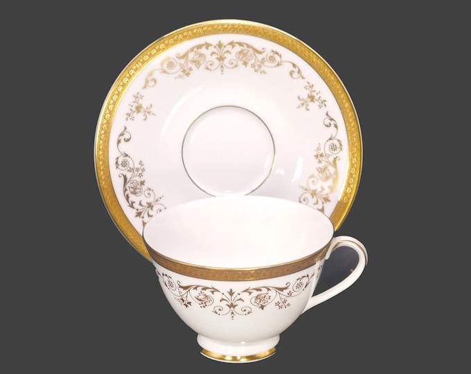 Royal Doulton Belmont H4991 wide-mouth cup and saucer set. Bone china made in England. Sets sold individually.