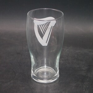 Vintage Guinness Harp logo pint beer glass. image 3