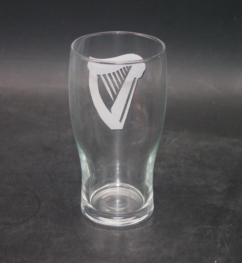 Vintage Guinness Harp logo pint beer glass. image 3