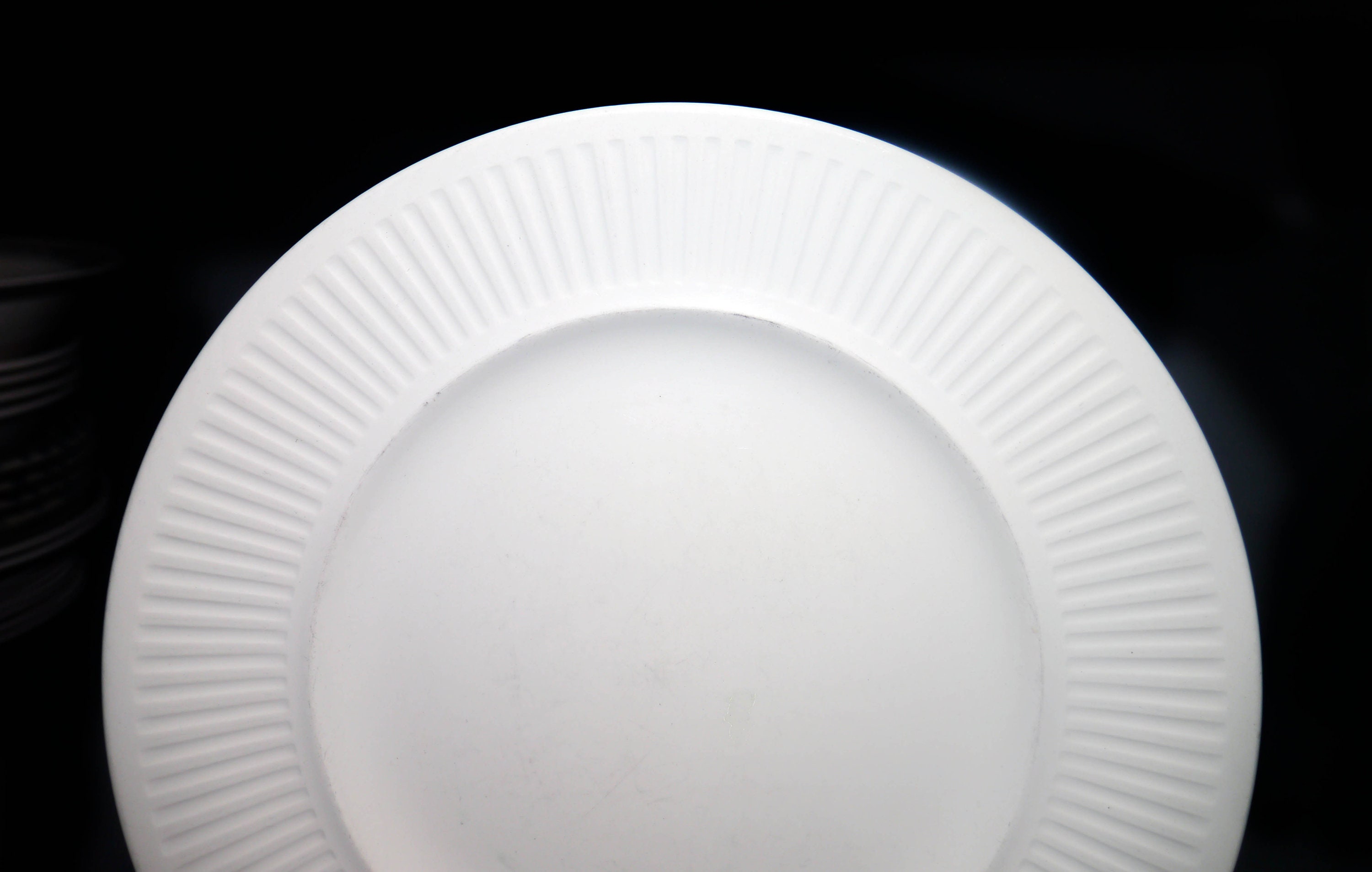 Set of eight Johnson Brothers Athena dinner plates. Classic allwhite