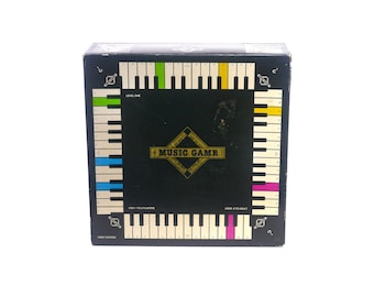Vintage The Music Game published Crescendo Management 1988. Complete.