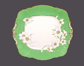 Vintage Paragon Bone China A539S handled cake plate: Daffodils & Embossed Gold
