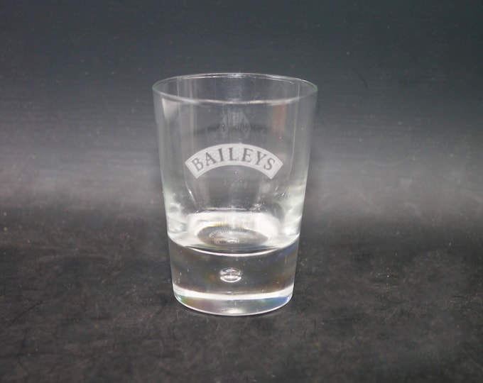 Baileys Irish Cream tulip-shaped glass. Etched-glass branding in frosted banner.