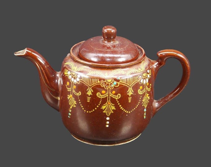 Japanese Moriage small | personal | tea-for-one | one-cup teapot. Hand-painted red, green, white moriage florals. gold scrolls