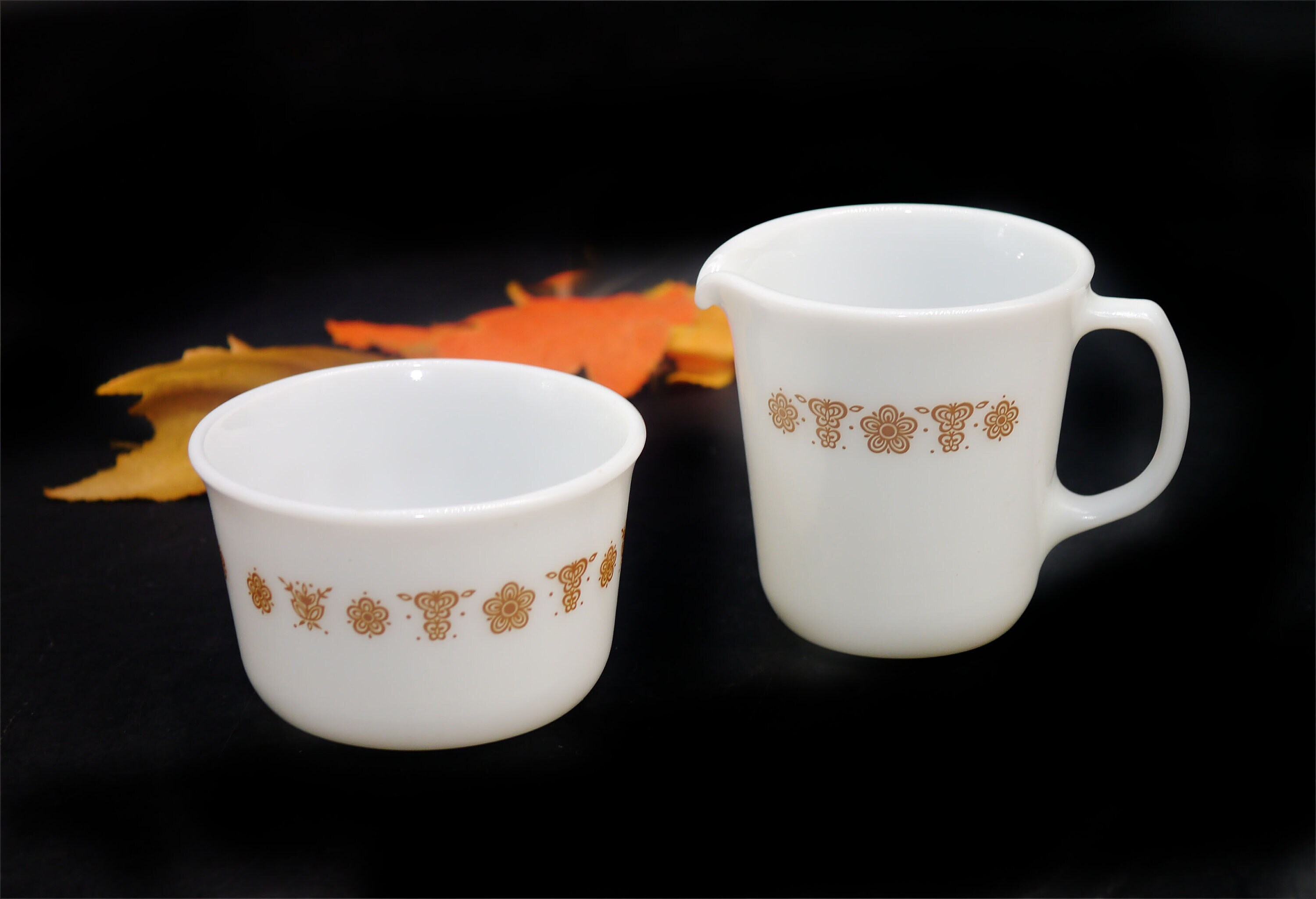 Retro vintage Corelle Corning Butterfly Gold glass creamer and open
