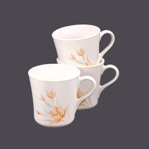 Vintage Corning Pyrex Peach Floral cups. USA. Set of 3.