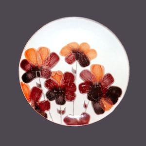 Crown Lynn Ligaya hand-painted dinner plate.