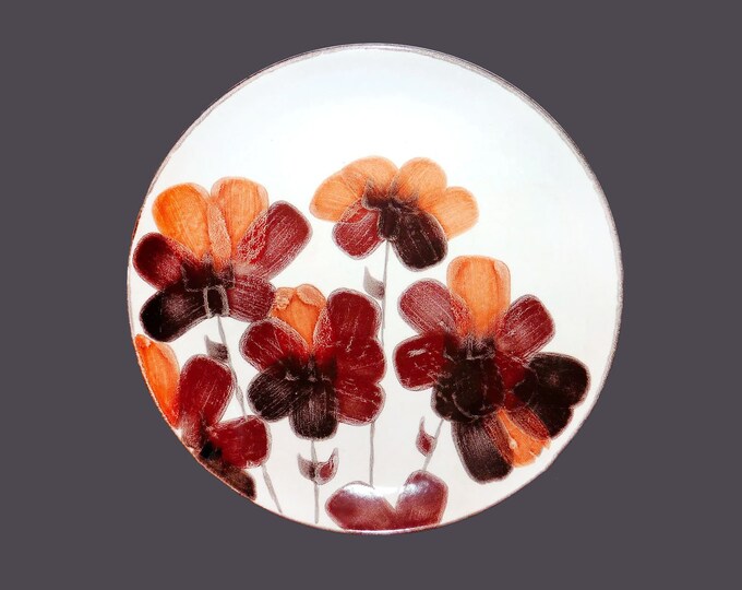 Crown Lynn Ligaya hand-painted dinner plate.