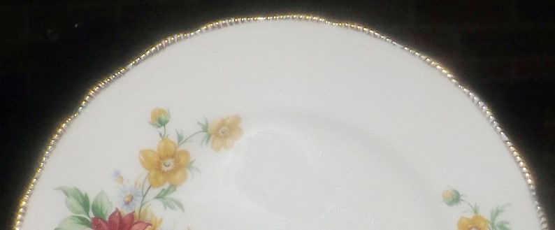 22K-gold edge Booths /& Colclough Riverdale dinner plate Embossed 1940s flowers. Early mid-century Royal Swan