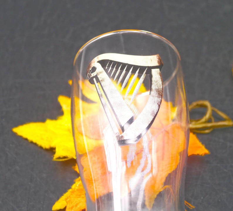 Vintage Guinness Harp logo pint beer glass. image 1