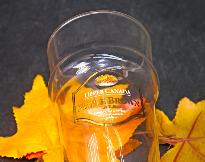 Upper Canada Ale | Upper Canada Brewing Co Maple Brown Ale beer pint glass. Etched-glass branding.