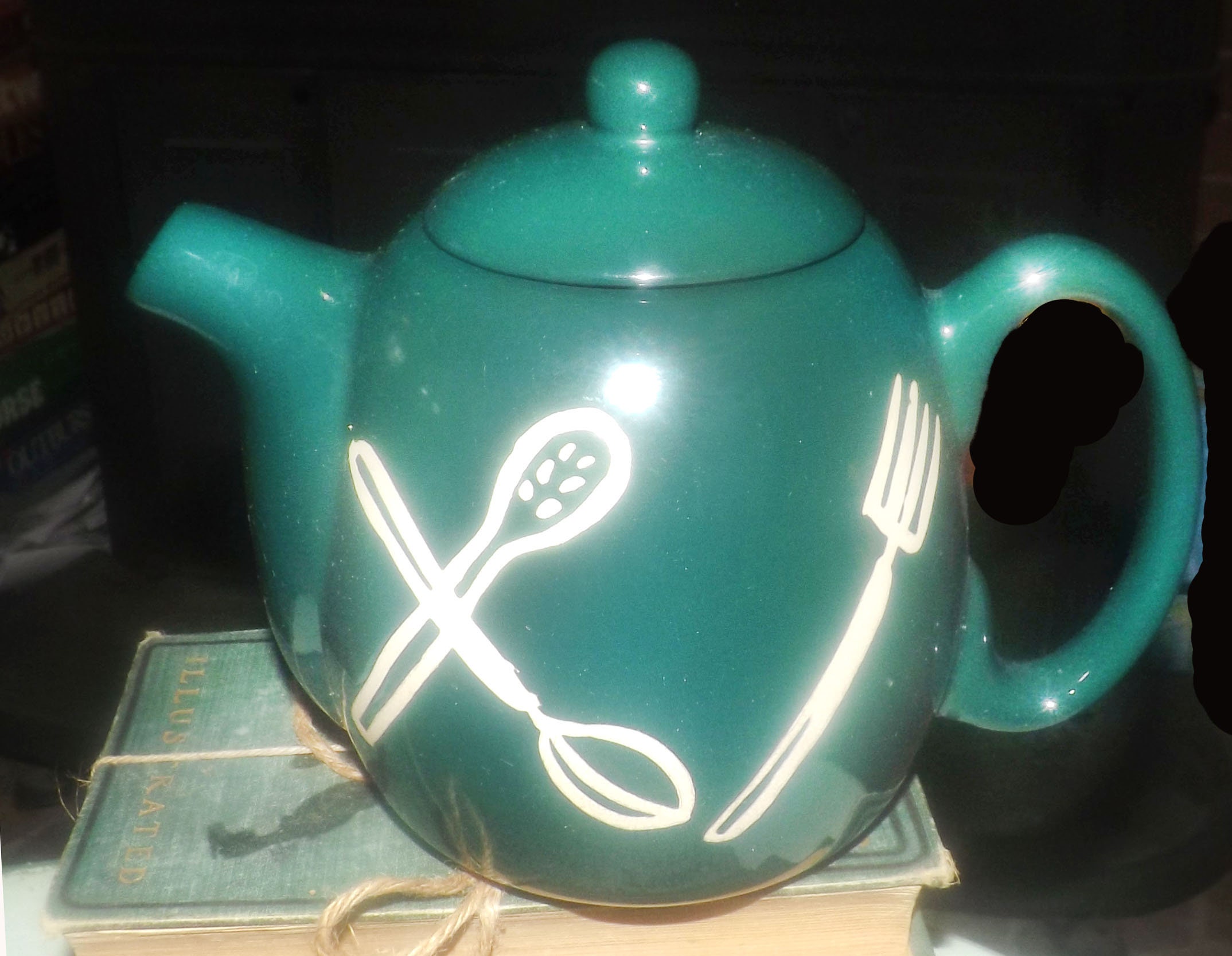 Vintage teapot with lid. Dark green with images of kitchen Etsy