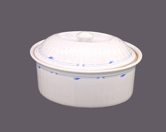 Spode for Quasar Kitchens covered casserole, baking dish. 2.5 qt. Made in England. Blue leaves on white.