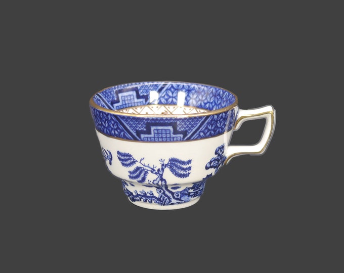 Booth's Real Old Willow A8025 orphaned cup only made in England.