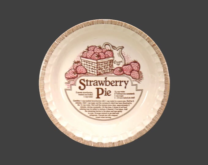 Royal China | Jeannette Strawberry Pie recipe pie plate | pie baker made in USA.