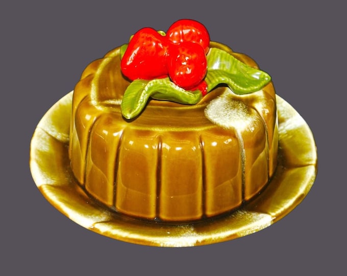 Pottery Craft California pattern 896 covered cheese keeper  | cheese dome | cheese dish. Majolica strawberries.