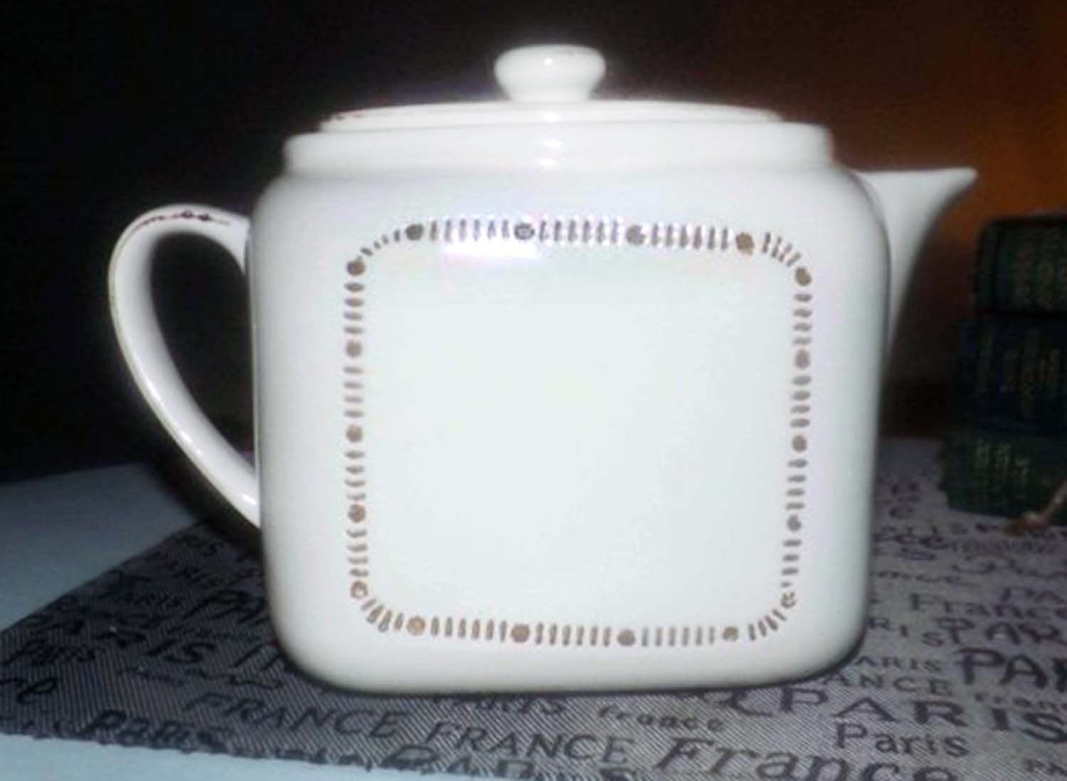 Vintage (late 1980s) large coffee pot made for The Second Cup Coffee