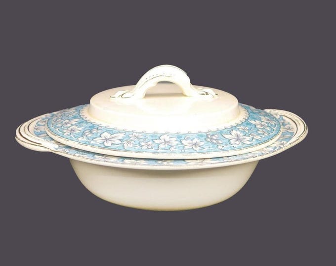 Vintage Burgess & Leigh 6750 covered handled serving bowl. Tudor Ironstone made in England.
