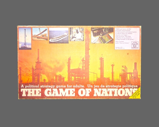 Waddington's The Game of Nations political strategy board game. Published 1974. Complete.
