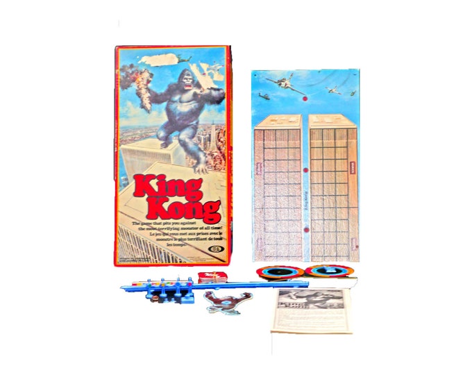 King Kong board game published by Ideal Corporation. Canadian English-French edition. Complete.