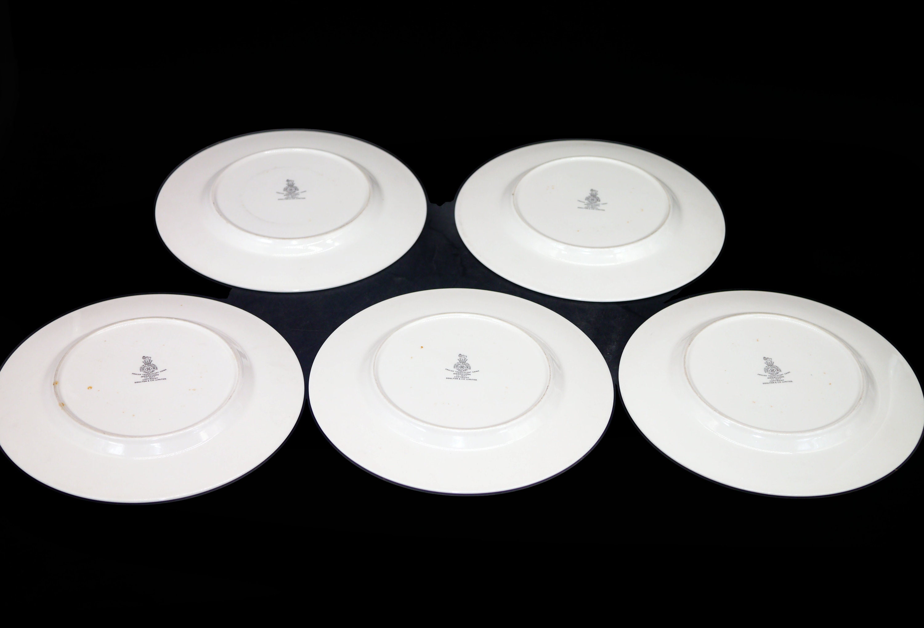 Set of Royal Doulton Medallion TC1077 salad plates made in England. Choose quantity below.