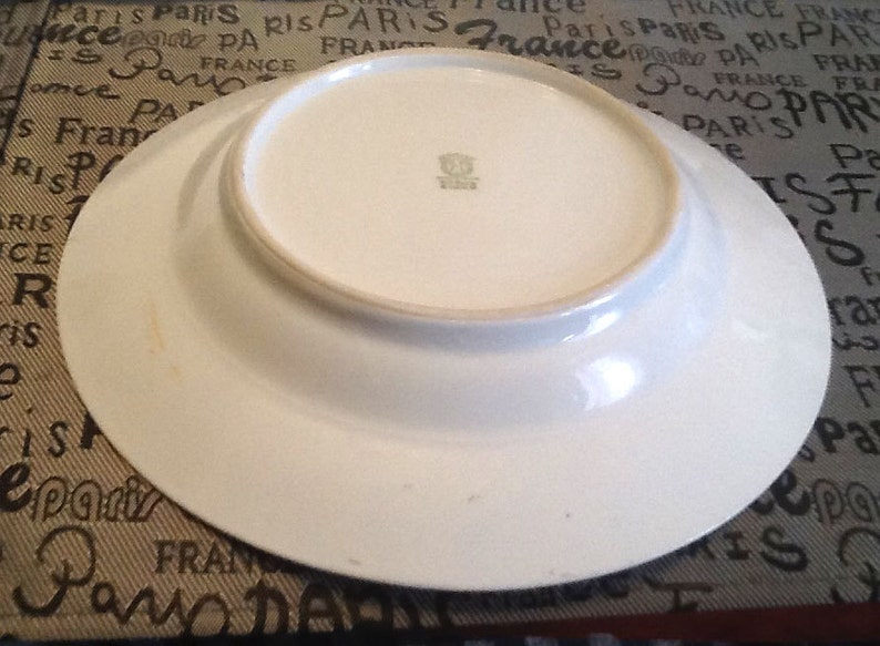 Almost antique art-nouveau floral band. Gold edge early 1920s Noritake Morimura Regina 13674 hand-painted dinner plate