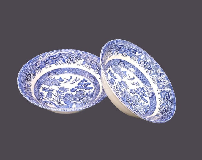 Pair of Royal Wessex | Swinnertons Blue Willow coupe cereal bowls. Classic blue-and-white Chinoiserie made in England. Flaw (see below).