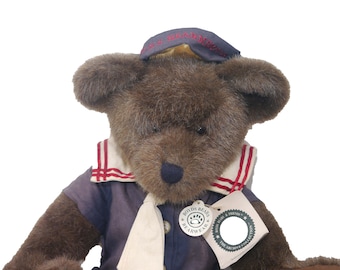 Radcliffe Fitzbruin Boyds Bear #912020 in sailor suit. Handmade bear, original tags. Boyd's Bears Archive Collection. USS Bearmerica