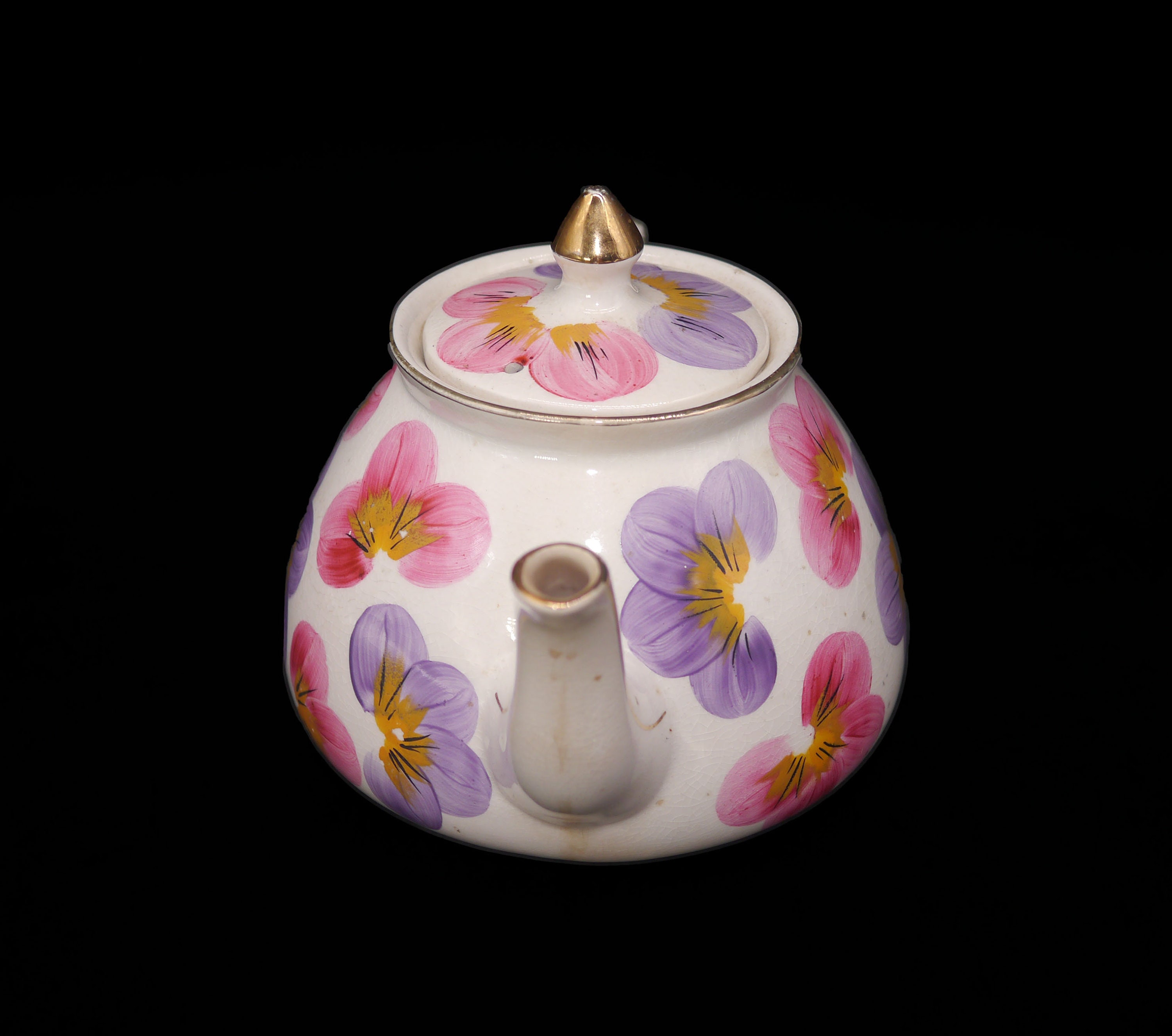 Gibsons England W974 fourcup teapot.