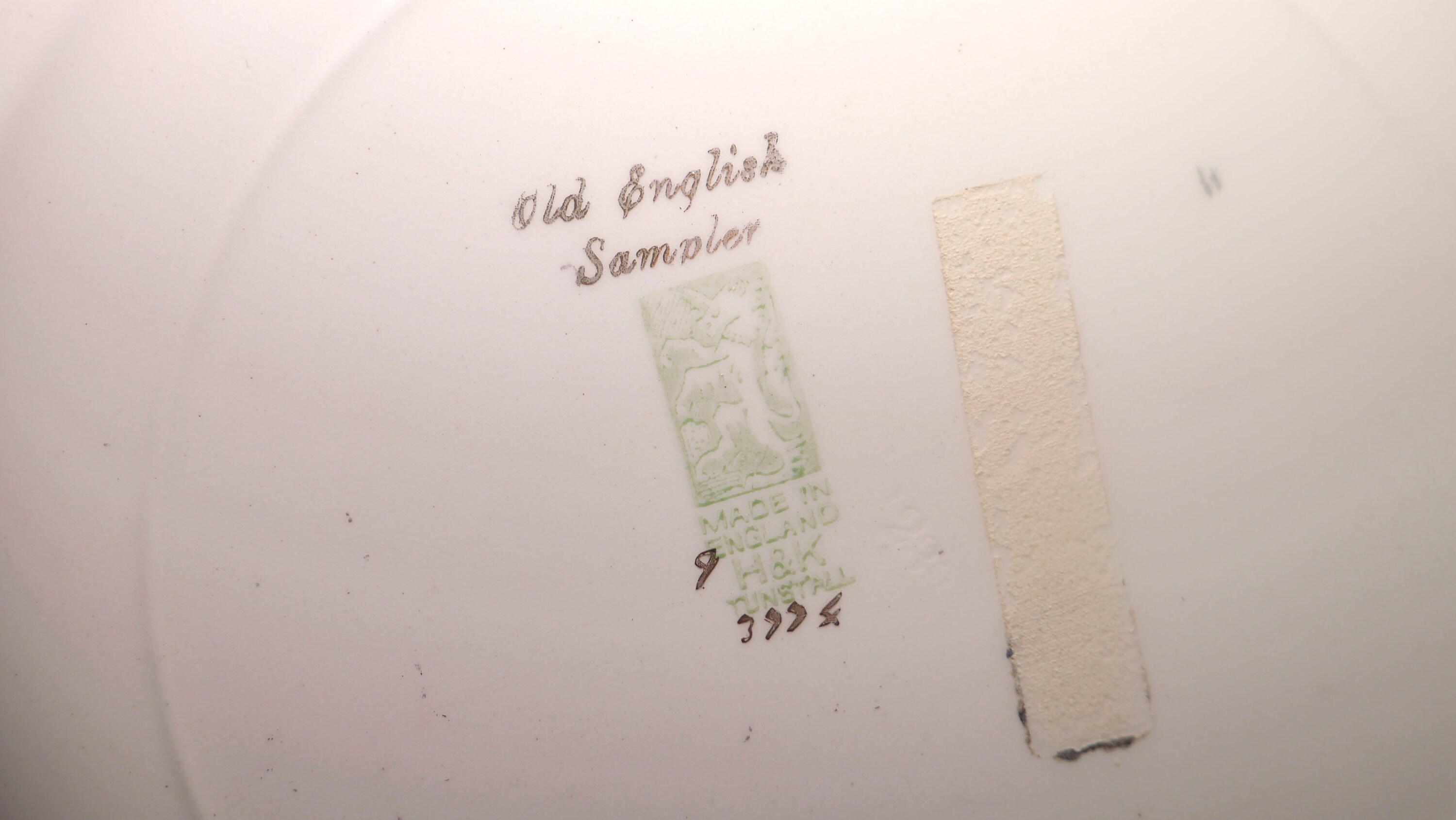 H&K Tunstall Hollinshead Kirkham Old English Sampler floral chintz