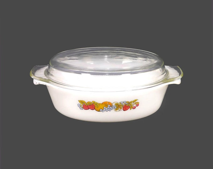 Fire King Anchor Hocking Nature's Bounty 1.5 quart oval covered casserole dish. Original glass-dome lid. Made in USA.