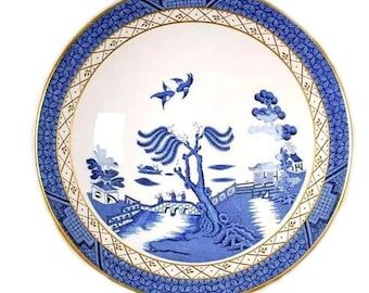 Vintage Royal Doulton Old Willow TC1126 serving bowl made in England.