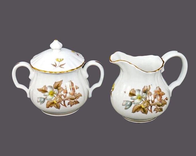 Royal Worcester Dorchester Z2637 creamer and covered sugar bowl set. Bone china made in England.