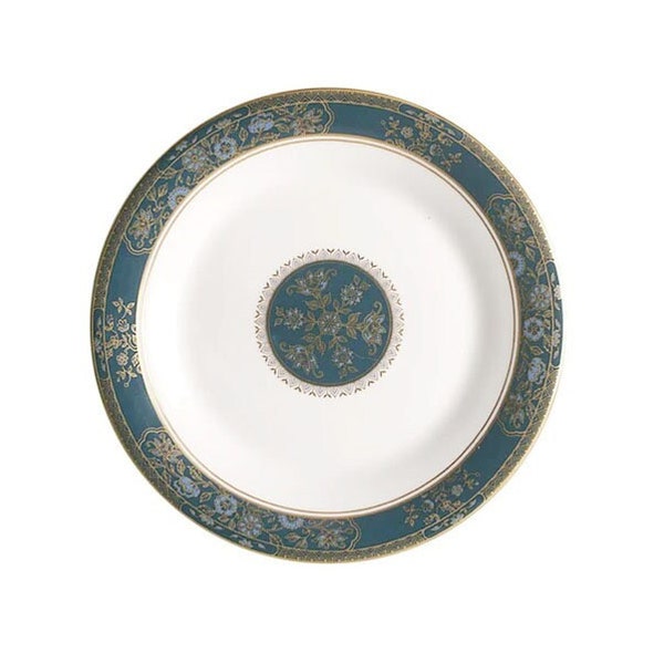 Royal Doulton Carlyle H5018 bone china bread plate made in England. Sold individually.