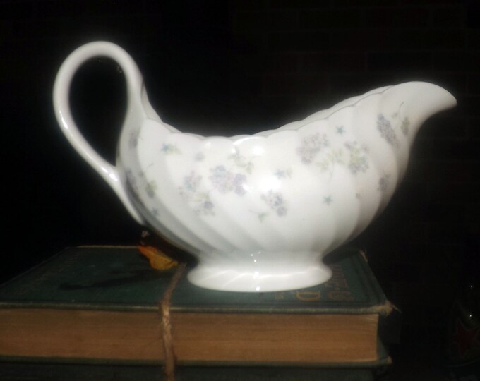 Wedgwood April Flowers gravy boat only made in England.