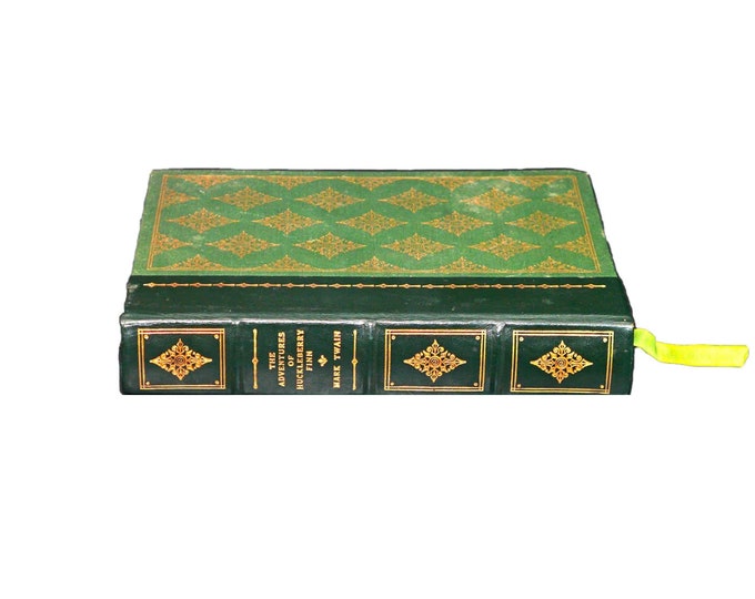 Franklin Mint 1979 hardcover book Adventures of Huckleberry Finn. 100 Greatest Books Series. Leather spine, 22K gold edges.