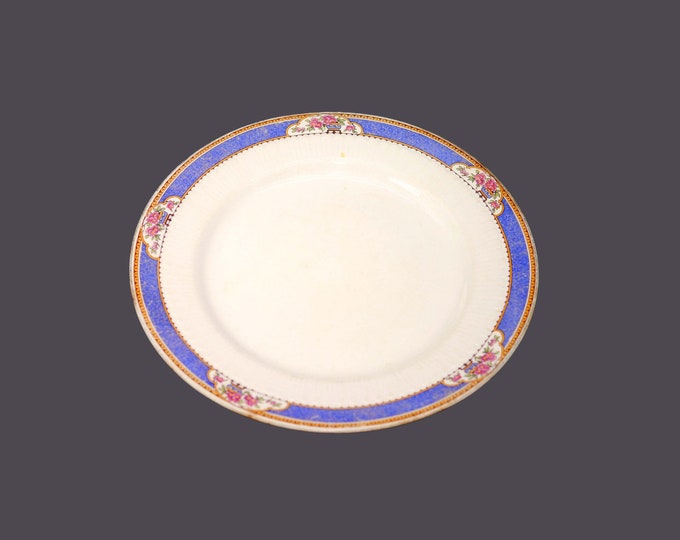 Antique Edwardian Age Wedgwood Astor luncheon plate. Imperial Ivory made in England. Flaws (see below).