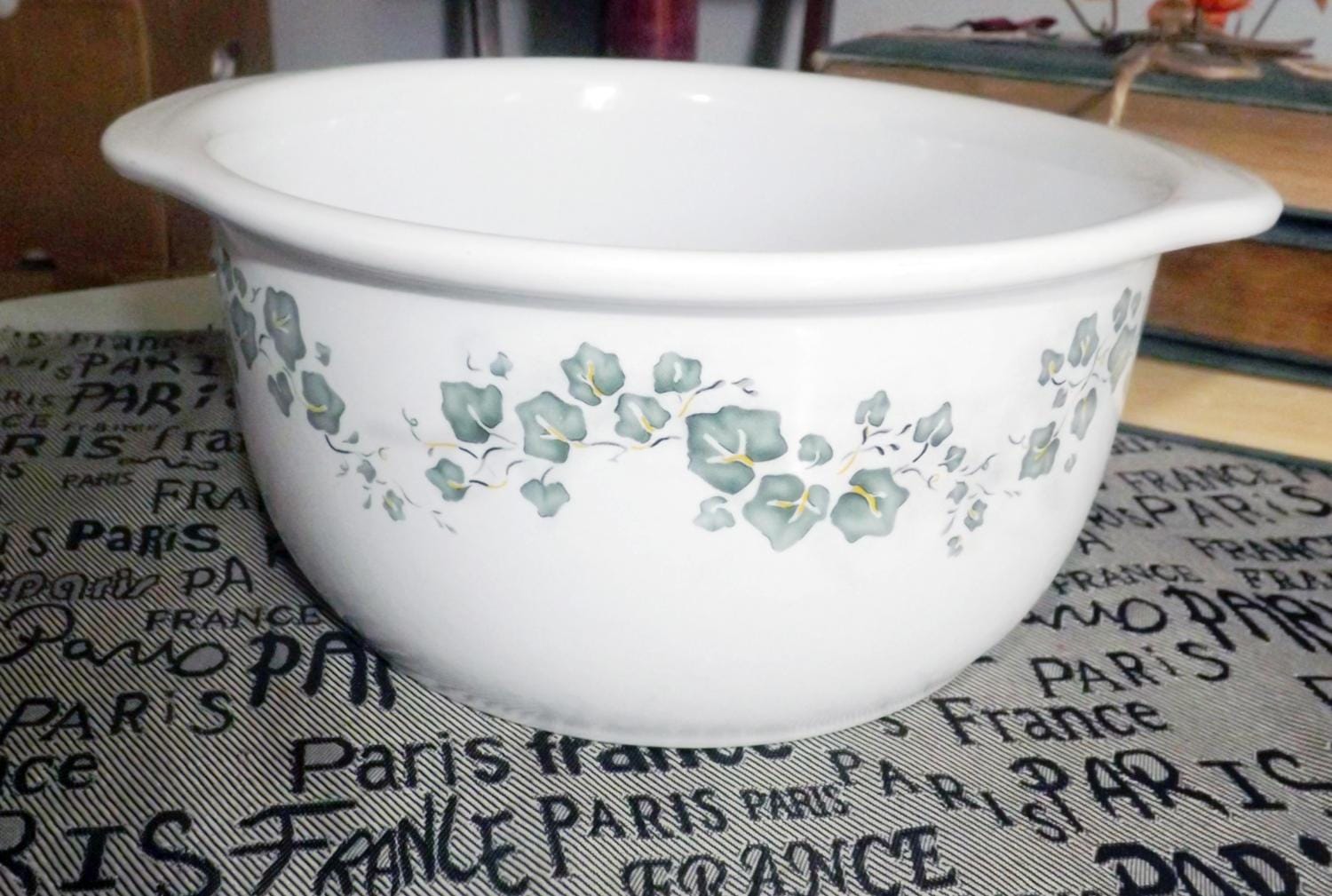 Vintage (mid 1990s) Corelle Corning Callaway stoneware lugged