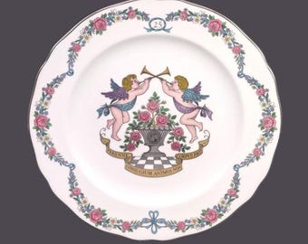 Spode 25th Wedding Anniversary collector plate. Cherubs with horns, Perenne Coniugium Animos Non Corpus Facit made in England.
