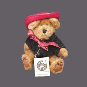 Boyd's Bear Madeline Willoughby teddy bear red brimmed felt hat and ribbon black knitted jacket with buttons. Original tags.