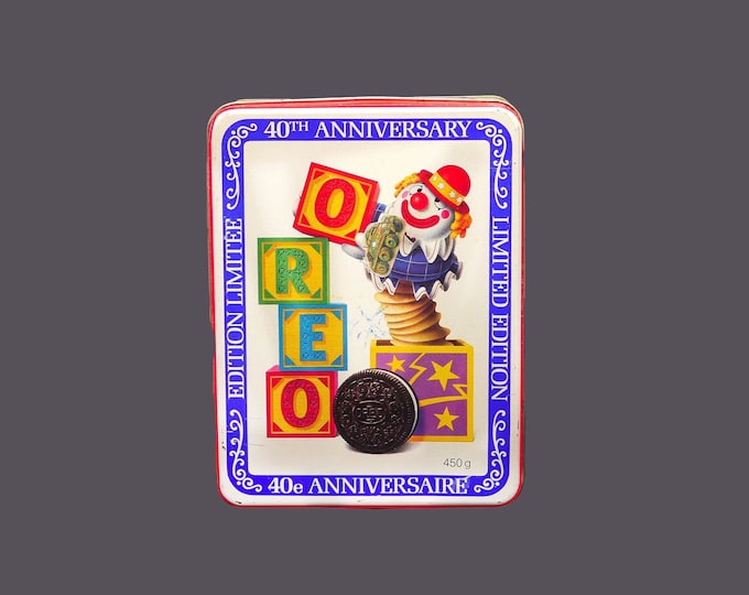 Oreo Cookies 40th Anniversary limited-edition tin. Bilingual English | French. Jack in the box and blocks on lid.