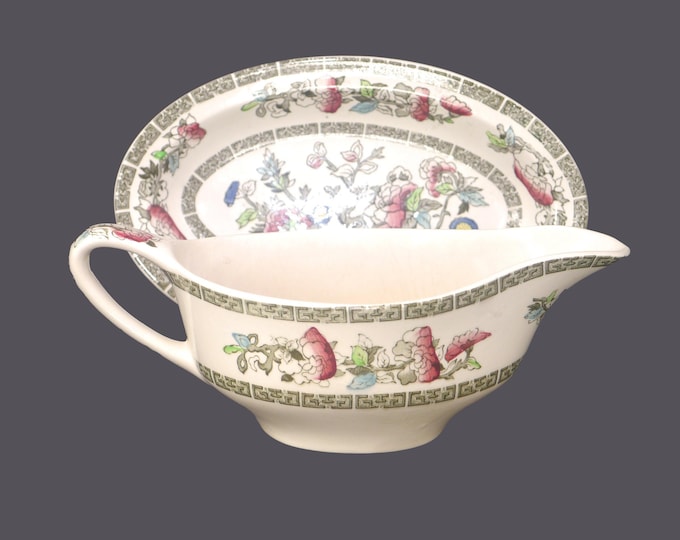 Johnson Brothers Indian Tree gravy boat with under-plate. Classic Chinoiserie made in England.  Greek Key.