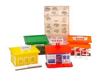 Grace Toys Kingston City 9092 Wild West Buildings play set made in Hong Kong. Gift for him. Gift for dad. Incomplete (see details below).
