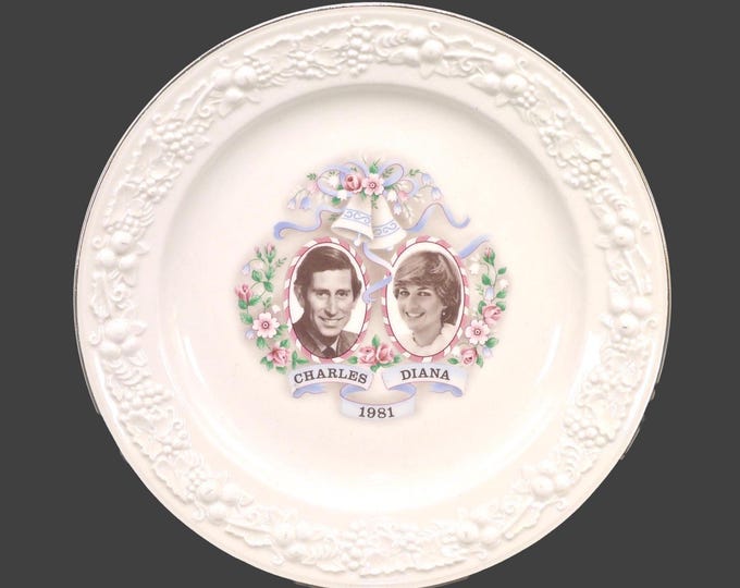 Commemorative plate 1981 Royal Wedding of Charles and Diana. Decorated by Creemore China & Glass.