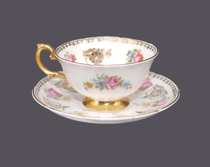 Royal Grafton 8651 wide-mouth tea set. Bone china made in England. Flaw (see below).