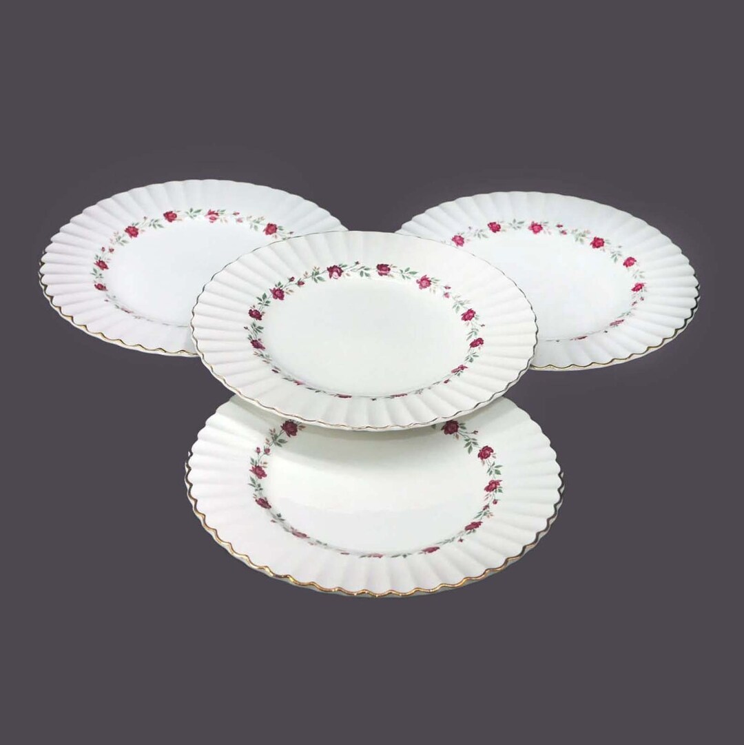 Vintage J&G Meakin Rose Marie Dinner Plates Made England. 4 Plates