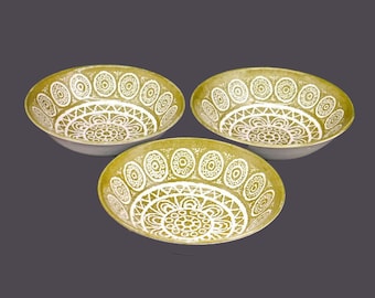 Three J&G Meakin Senorita Green coupe cereal bowls. Studio Line ironstone made in England.